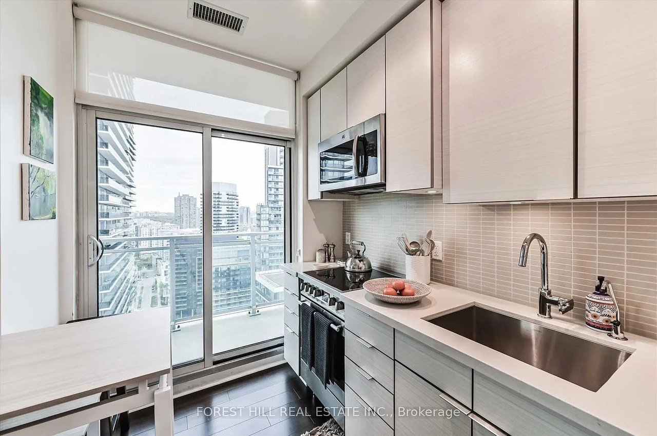 33 Shore Breeze Dr, #2408