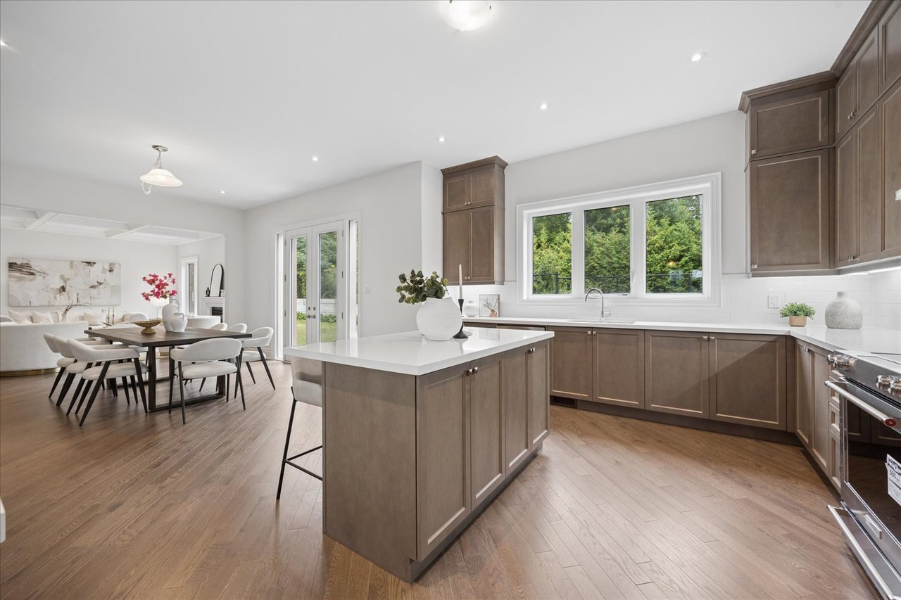 72 Silk Twist Drive, East Gwillimbury