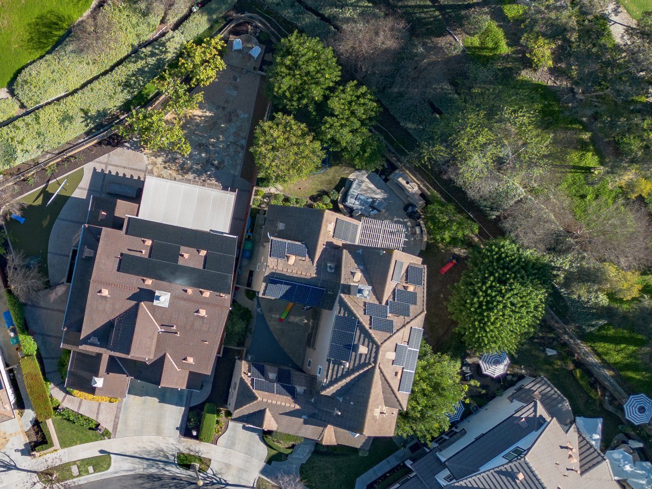 Do Small-Lot or Large-Lot Homes Sell for More in Ladera Ranch? cover