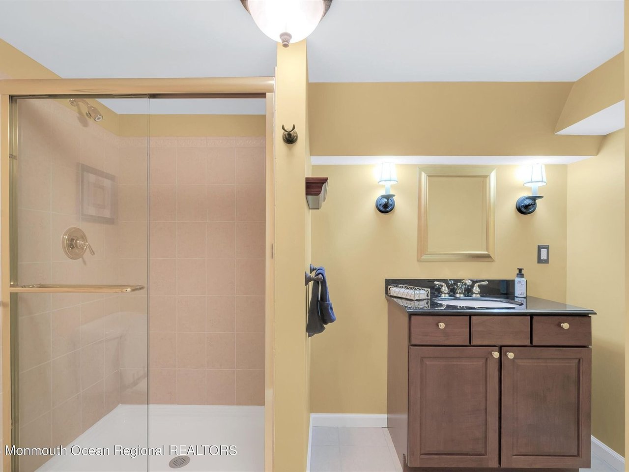 1 Cedar Court