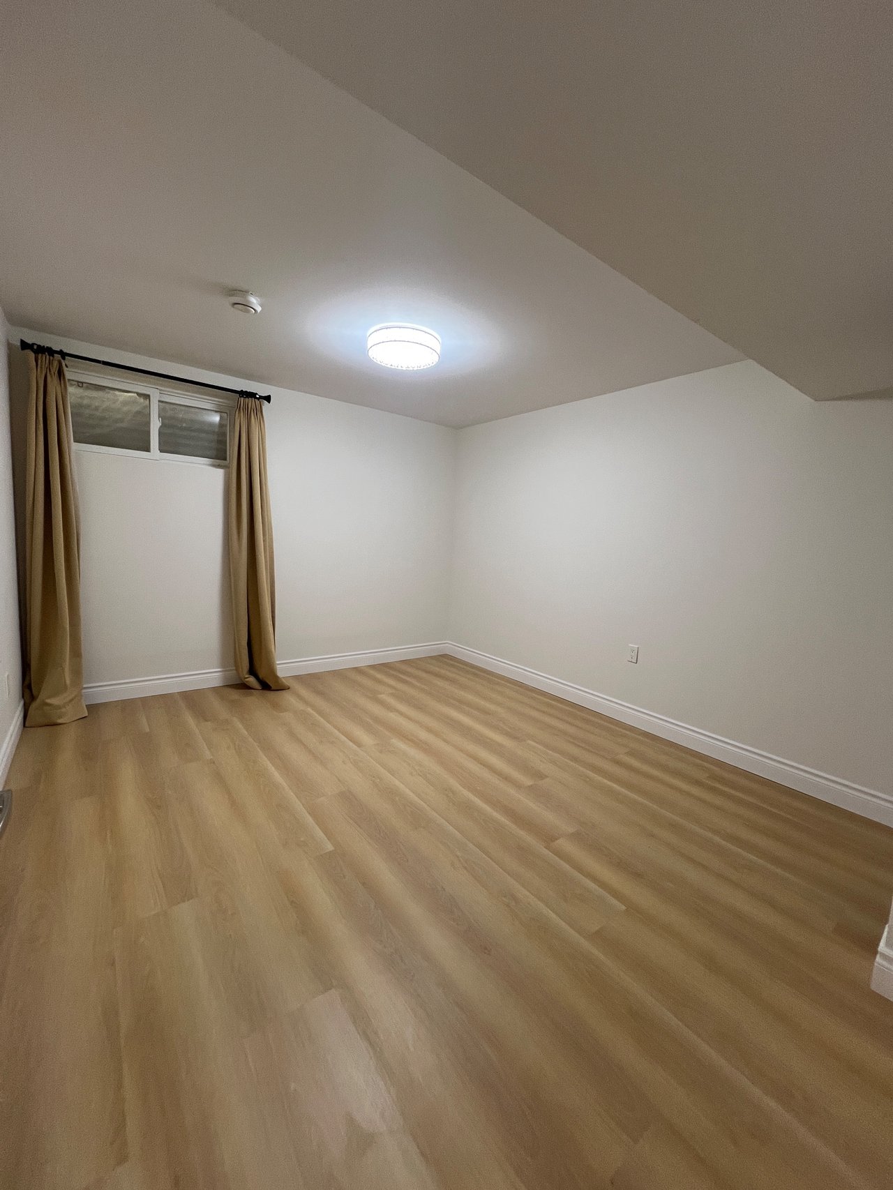 23 Beardmore Crescent