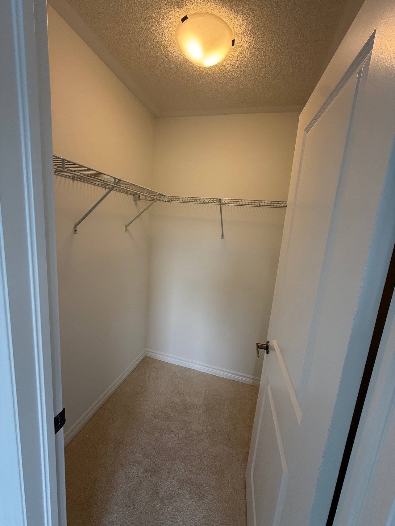 26 Pearen Ln