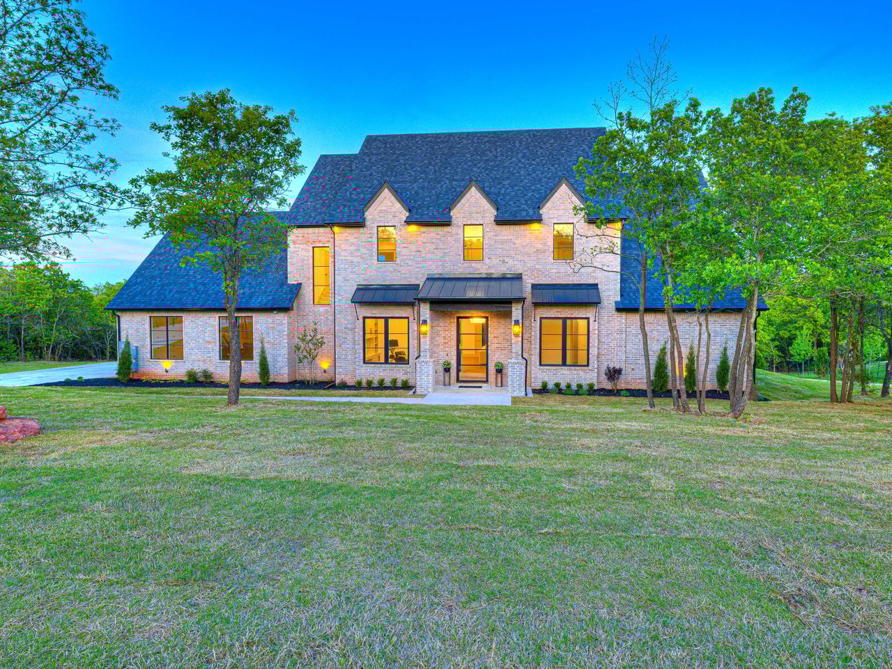 The Luxury Lifestyle at Chitwood Farms in Jones, Oklahoma - Wyatt Poindexter - The Agency