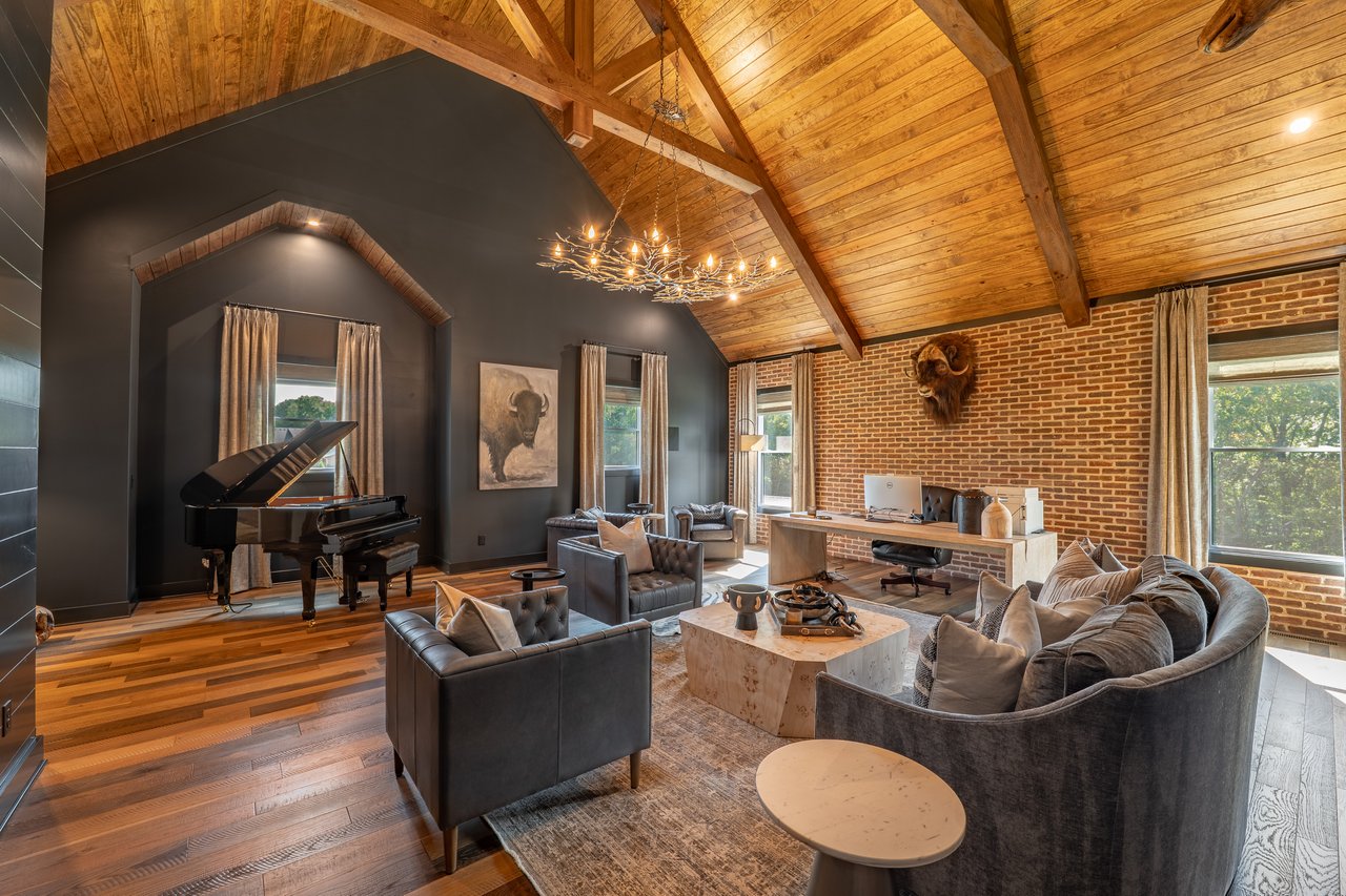 1017 Avery Road