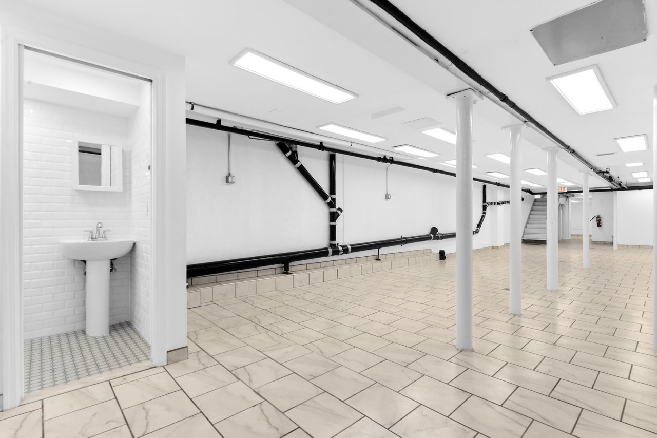 318 East 62nd Street