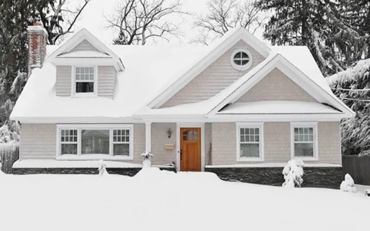 Curb Appeal that Lasts Through the Winter