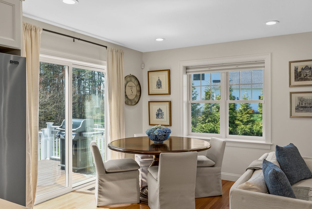 11 Lisa Ln Pembroke, MA 02359