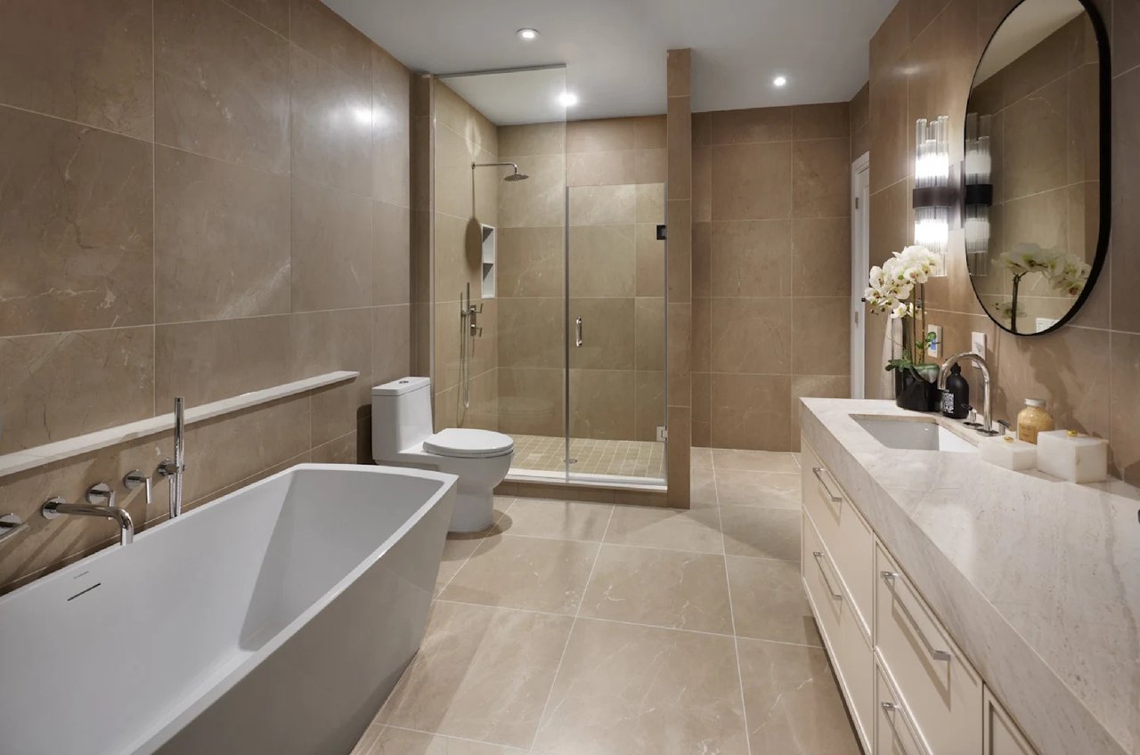 NEW AQUALUNA PENTHOUSE