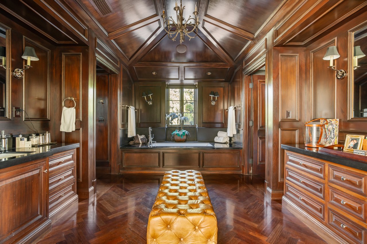 10847 Bellagio Rd