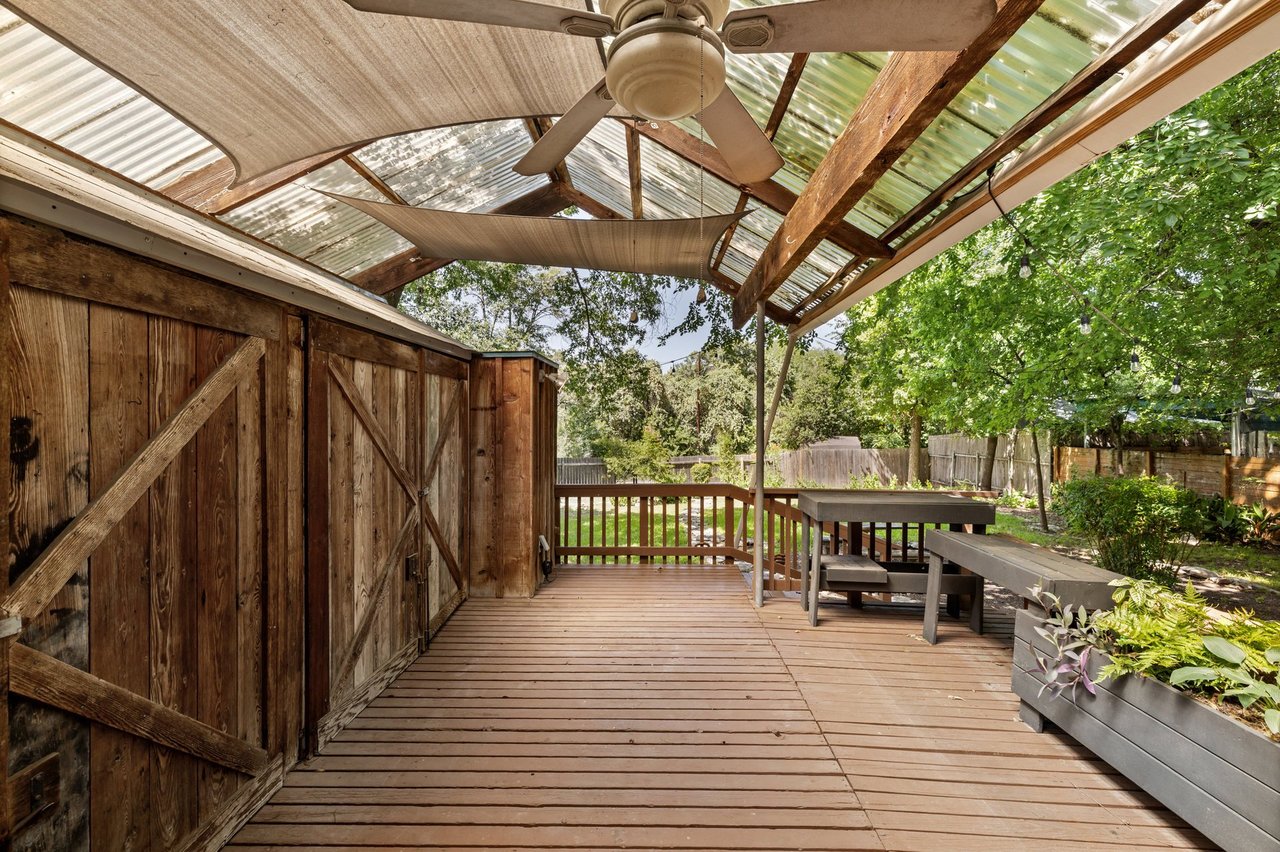 SOLD by Keenan Group: 706 E Monroe Street - Travis Heights Historic Charmer