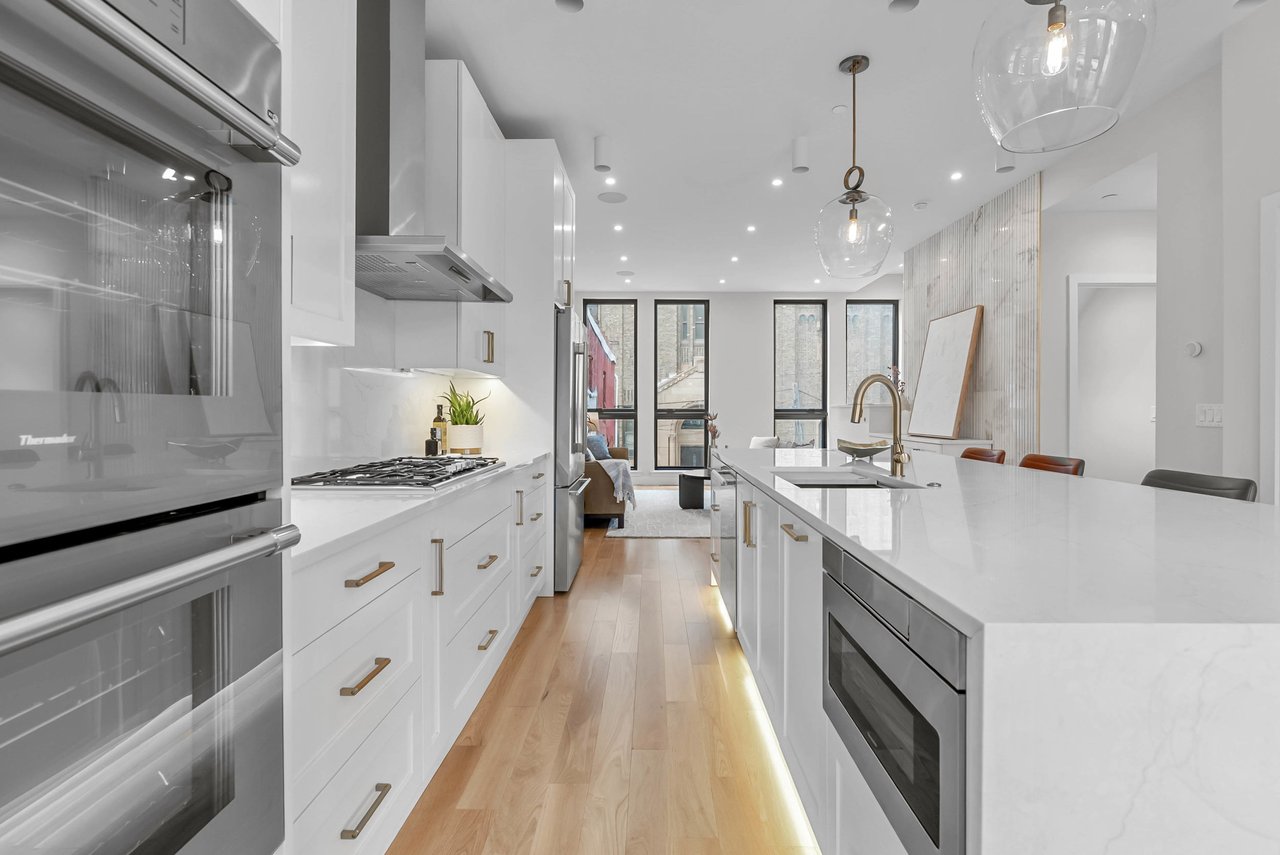 1100 Webster St #4, Philadelphia, PA 19147