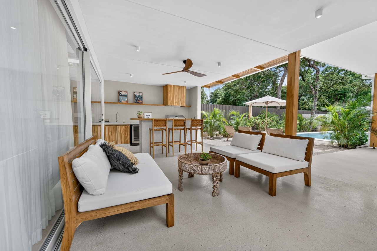 Casa Senderos | 4-Bedroom Tropical Home with Private Pool in Tamarindo