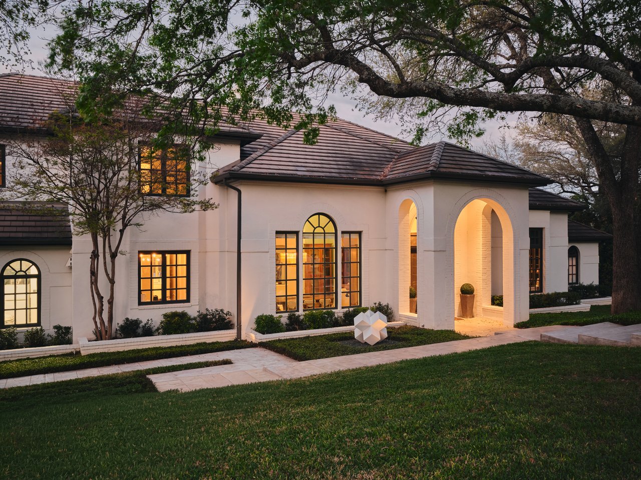 5304 Maryanna Dr