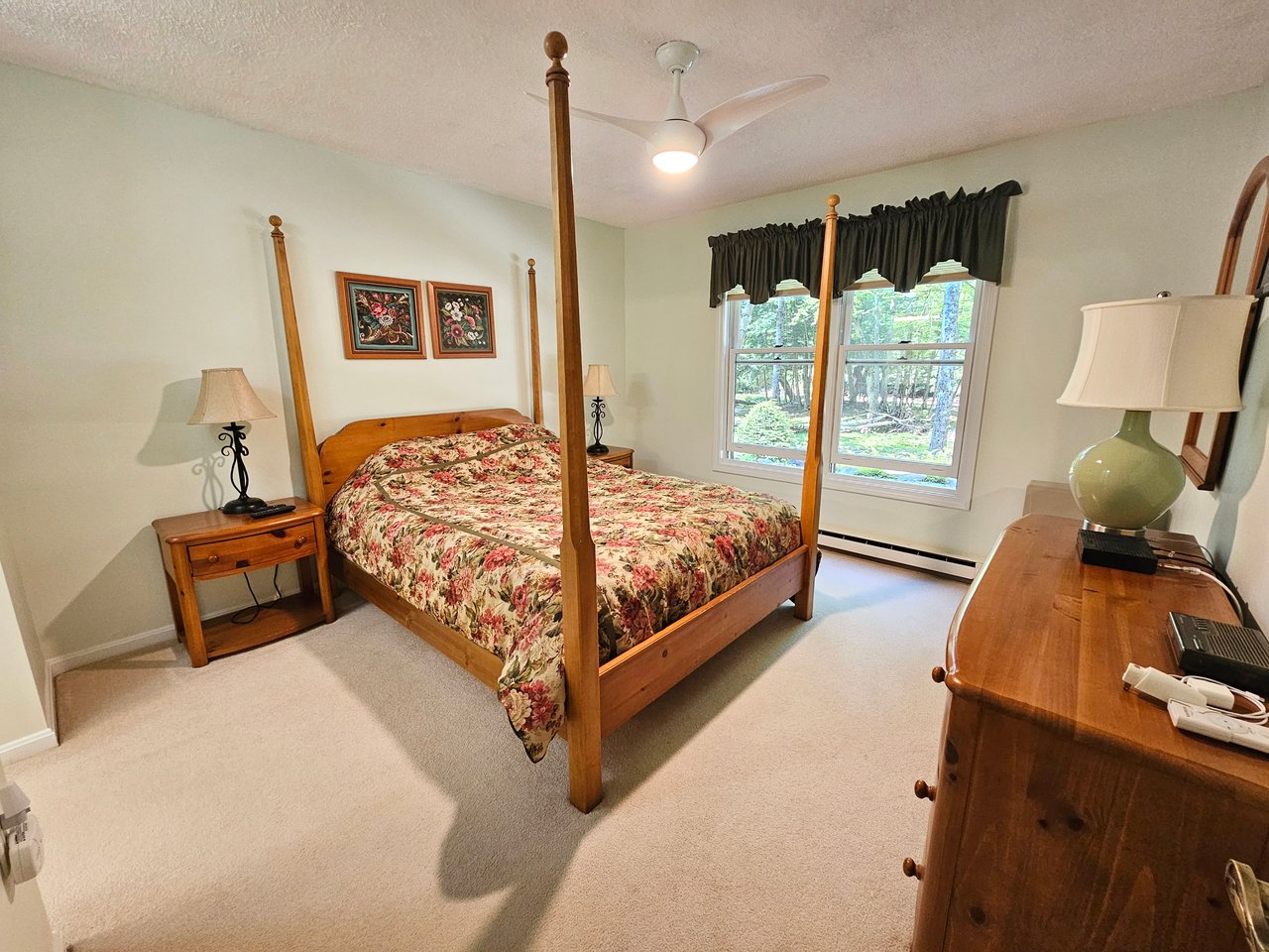 Waterfront, 3 bedroom Condo for Ski Season