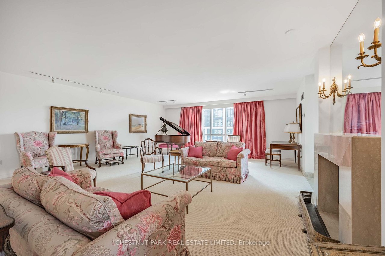 PENTHOUSE FOR DOWNSIZERS