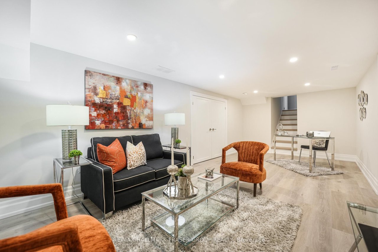 153 Hazelwood Dr