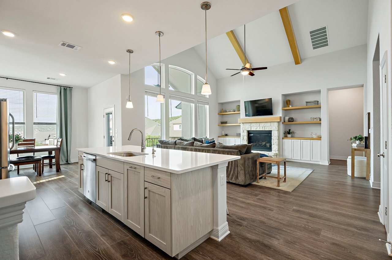 Contemporary Sweetwater Stunner