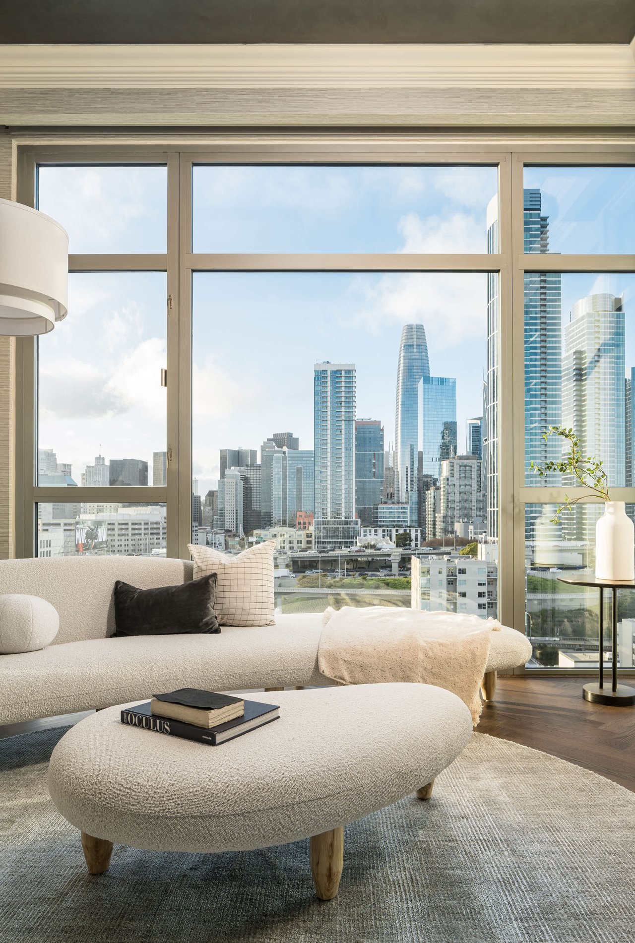 219 Brannan Street Unit: 18D