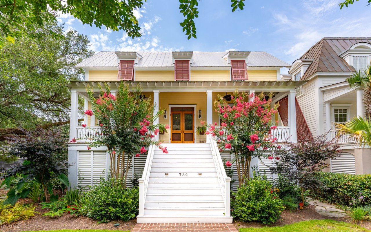 Picturesque Hibben Home – 734 Hibbens Grant Boulevard