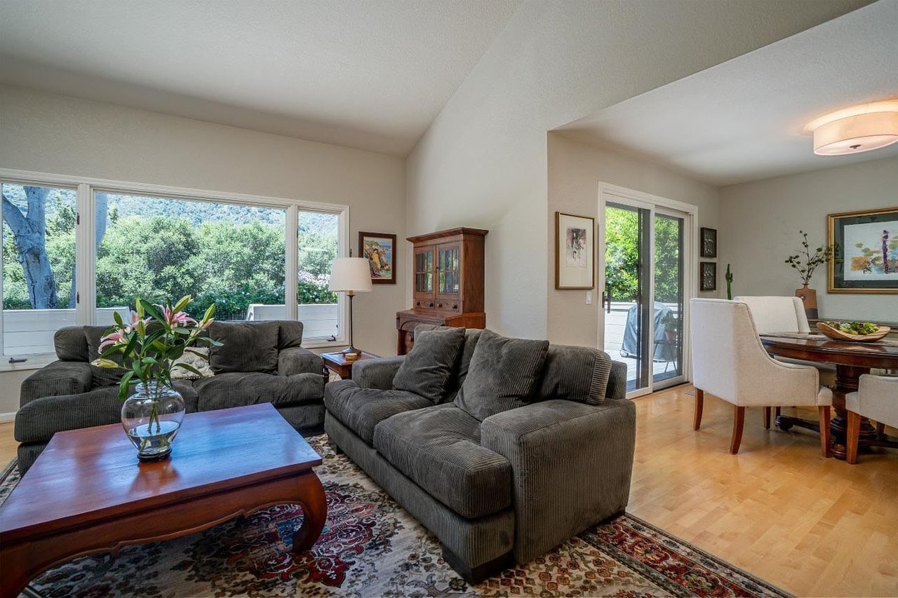 129 White Oaks Ln