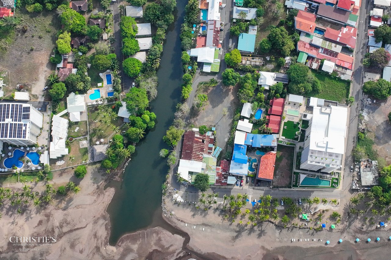 Titled Oceanfront Mixed-Use Property