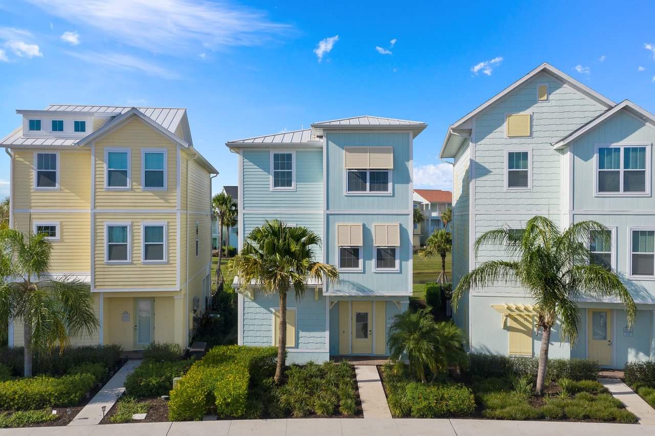 A row of three story cottages at Margaritaville Resort Orlando