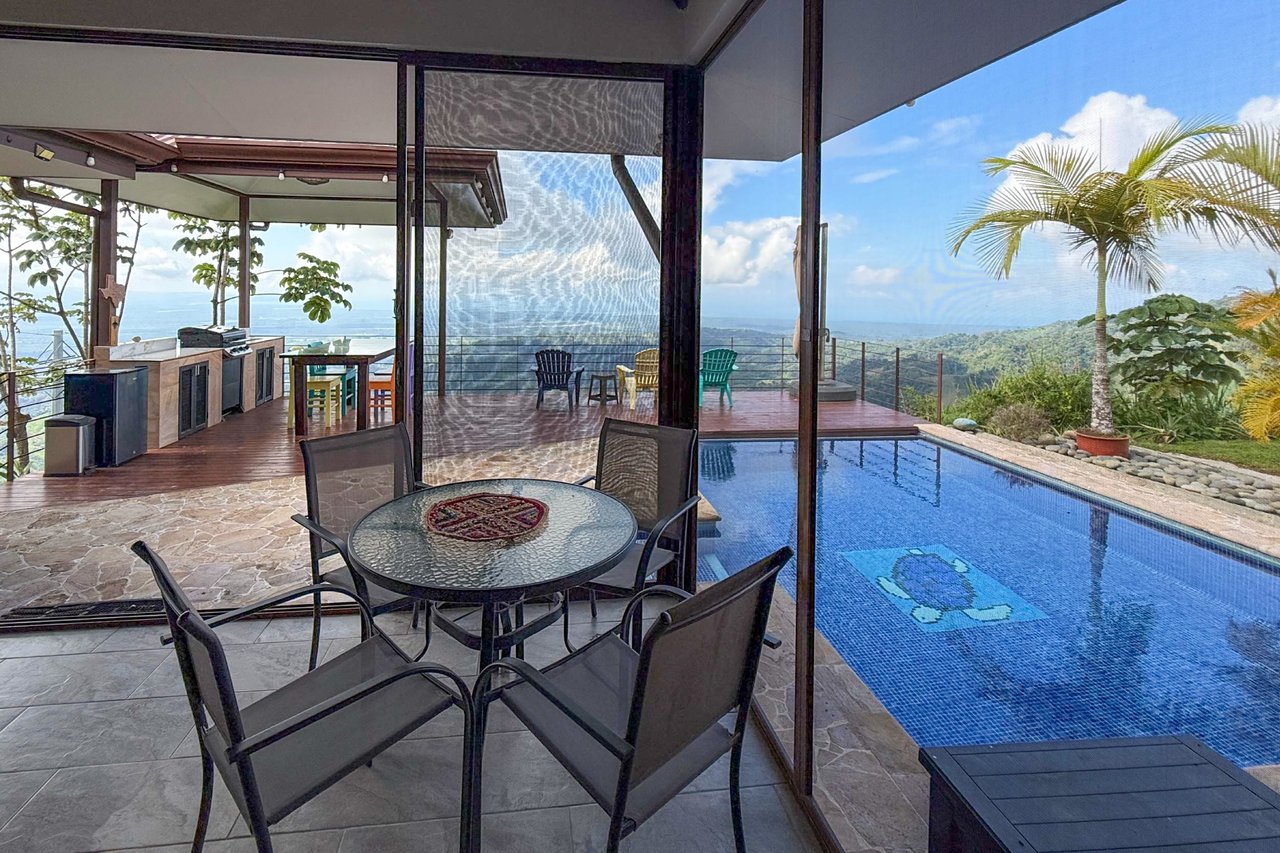 Ocean-View 3-Bedroom Home with 1-Bed Guesthouse, Pool & Spectacular Panoramic Views of Osa Peninsula in Balsar above Ciudad Cortés Costa Rica