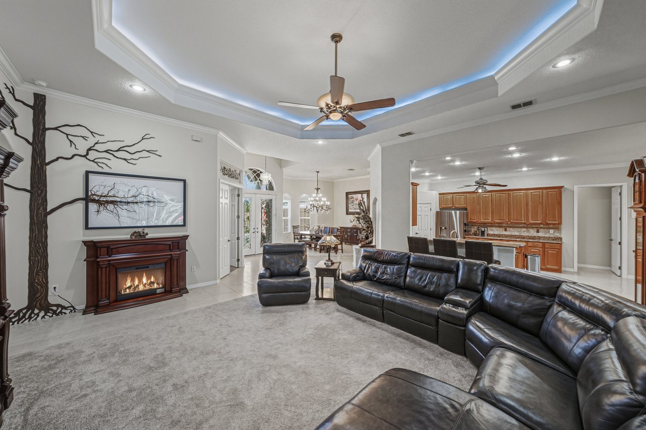 12852 GRAND TRAVERSE DR