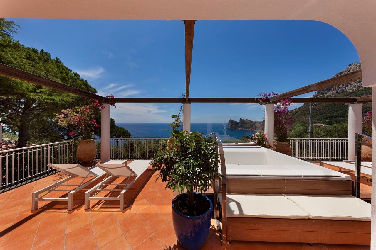 Reintroduce the Villa Bepina