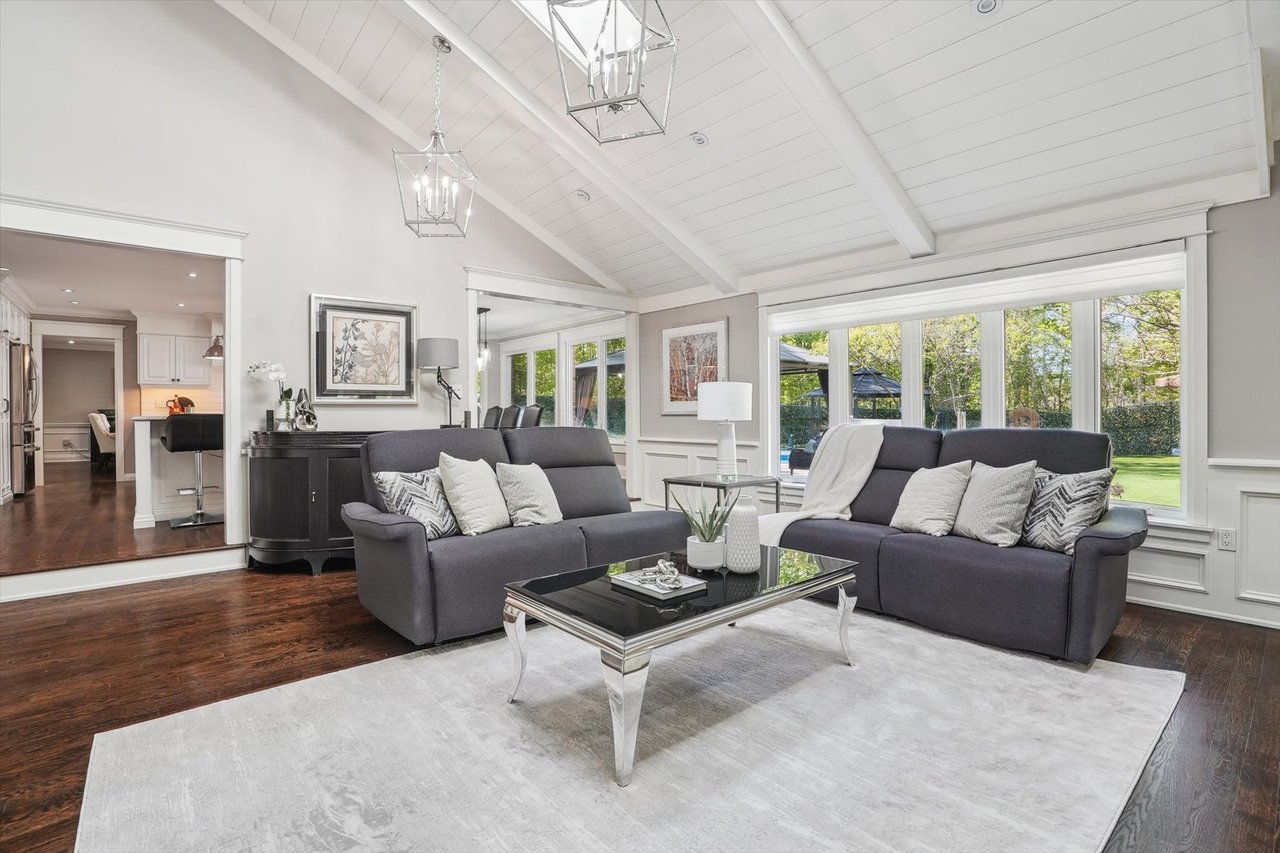 1662 Roundleaf Court