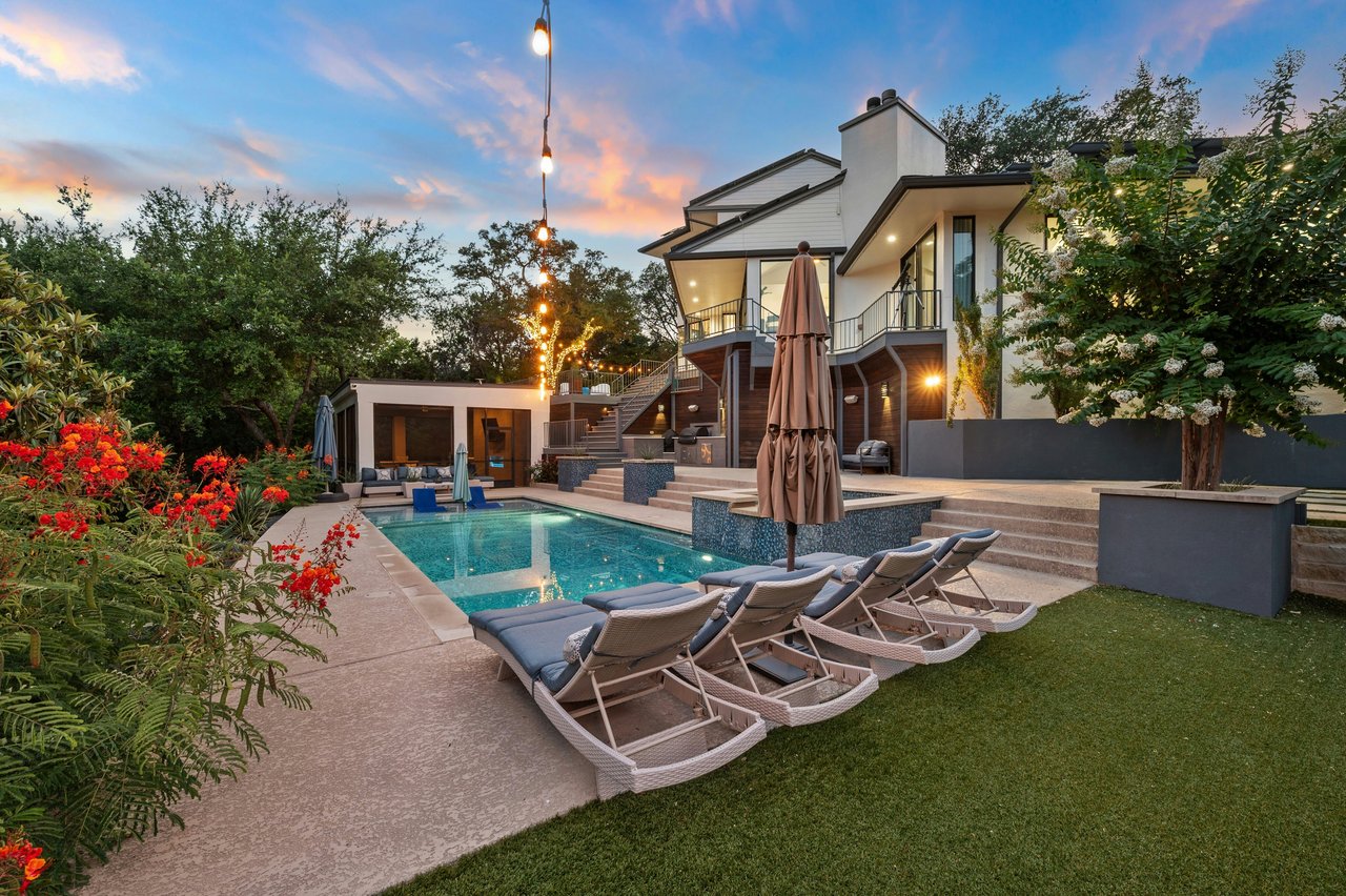 3200 Three Rivers Drive