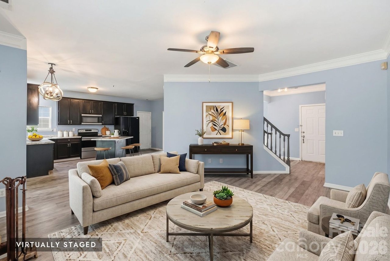 Steele Creek Living: Your 2-Story Sanctuary at Cedar Run