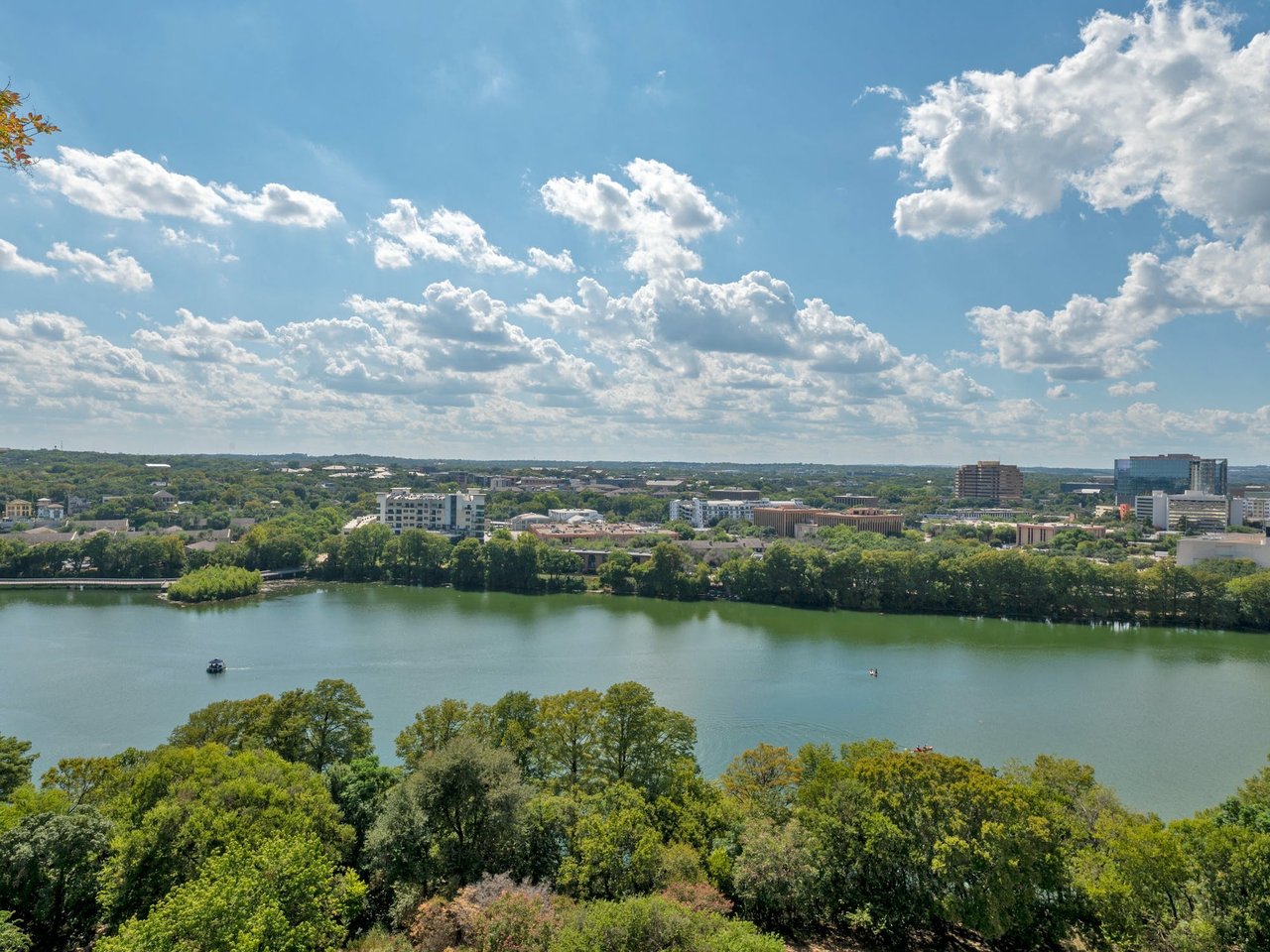 54 Rainey Street PH09