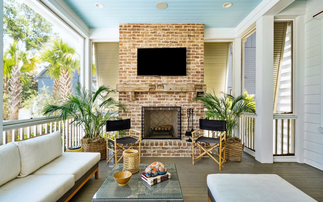 5 Ways to Improve Your Outdoor Space for Summer