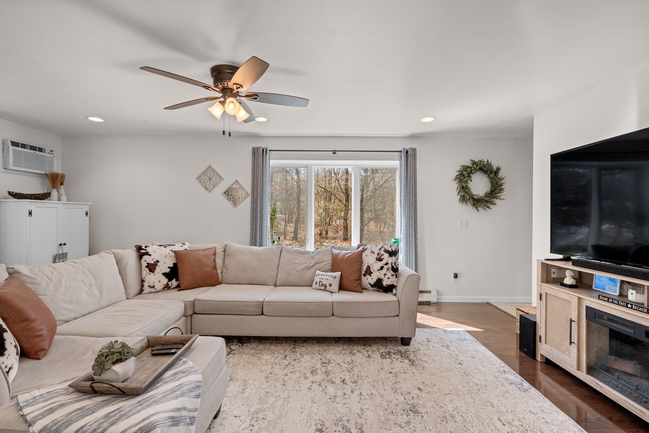 1244 Quiet Hills Lane