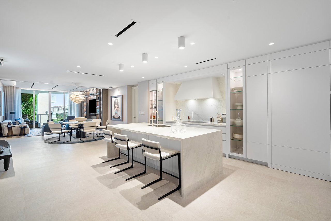 200 SE Mizner Blvd #809