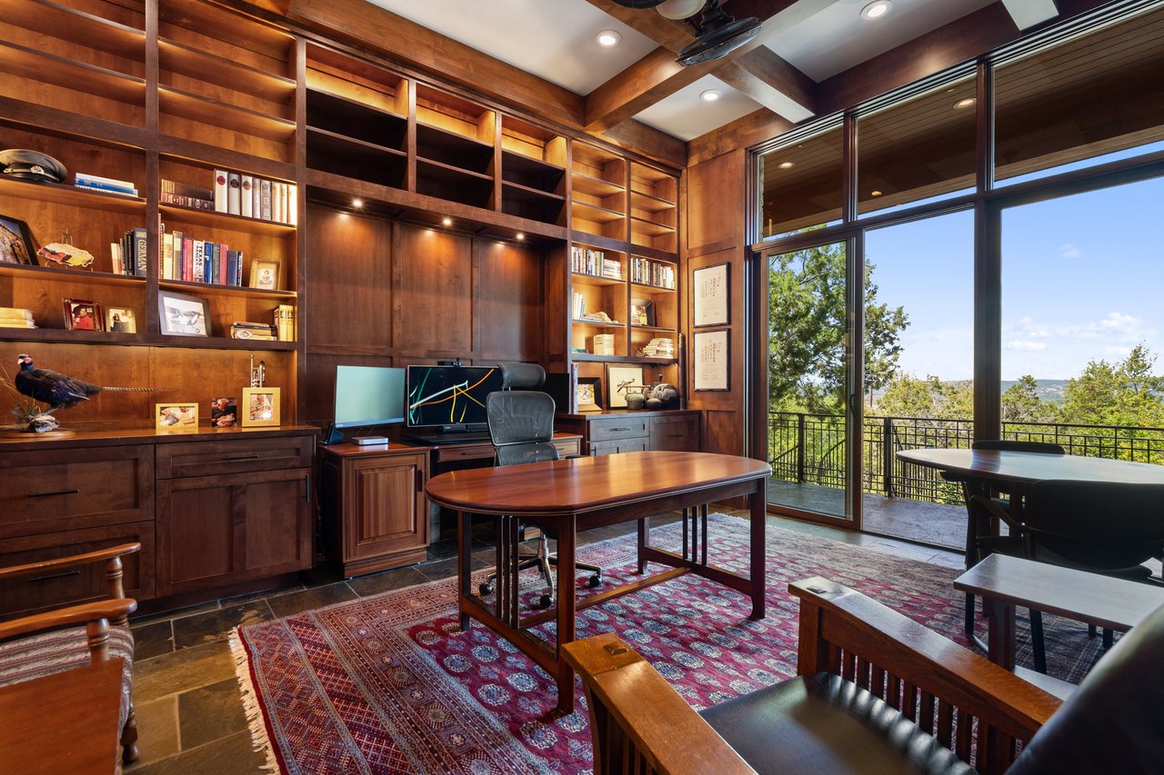 9200 Stallion Drive