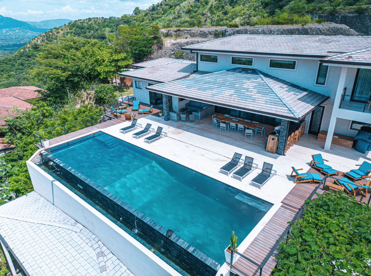 Casa Pacifica - Stunning 9-Bedroom Estate - 6BR Oceanview Home + 3BR Guest House - Mar Vista