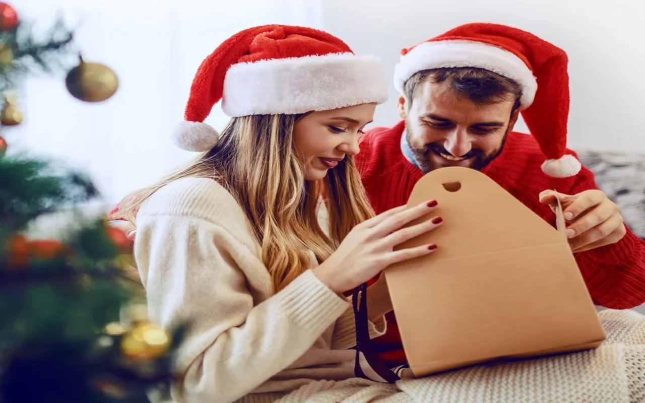 3 Wonderful Reasons Why The Holidays Are A Good Time To Sell Your House