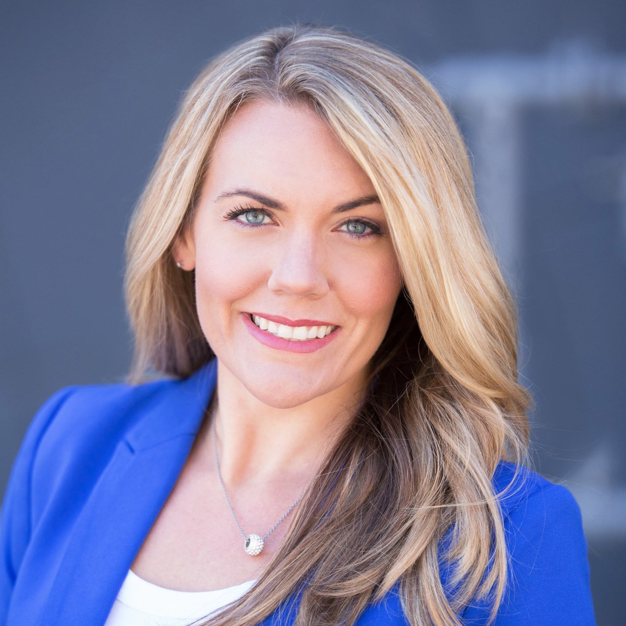 Easton, PA Real Estate Agent Headshot 