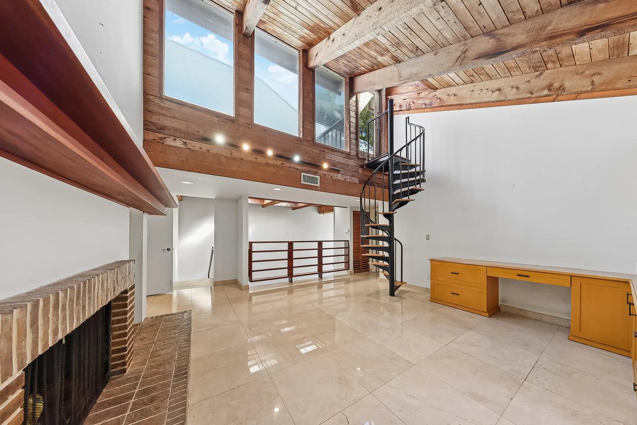3192 Via Abitare Way