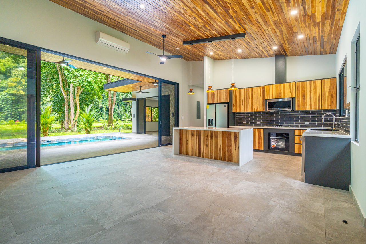 Tres Rios Waterfall House – Nature, Comfort & Elegance Combined, Brand New Construction with Warranty!