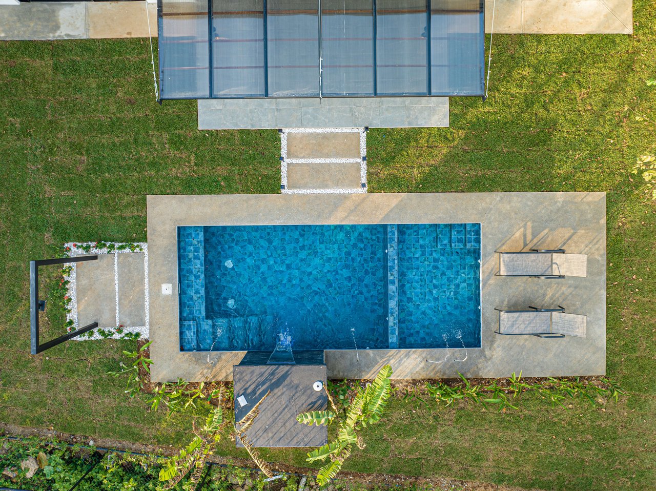 Brand new House in Uvita, 3 Bed, 2Bath. Walk to the Stores
