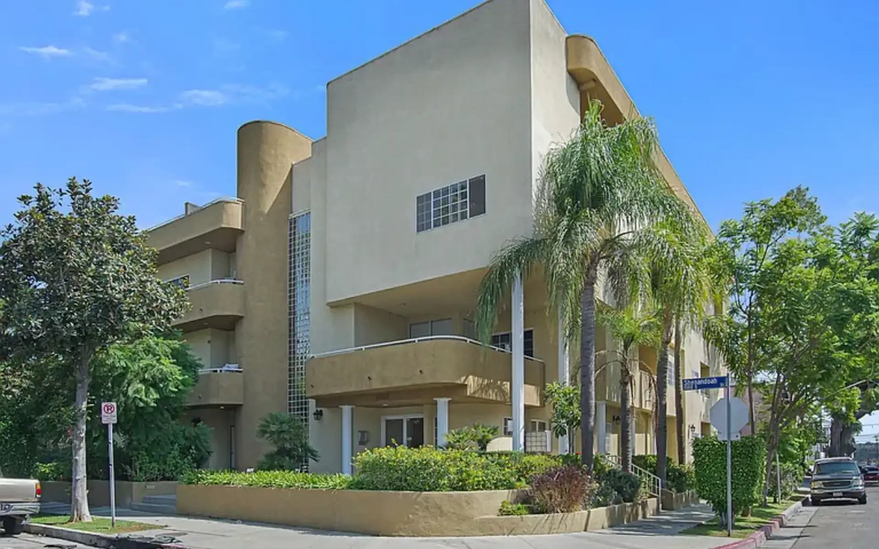 1064 S Shenandoah St APT 303