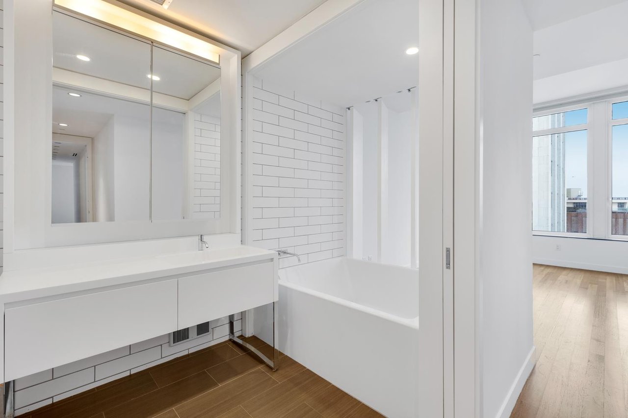 15 William Street, Apt PH-2
