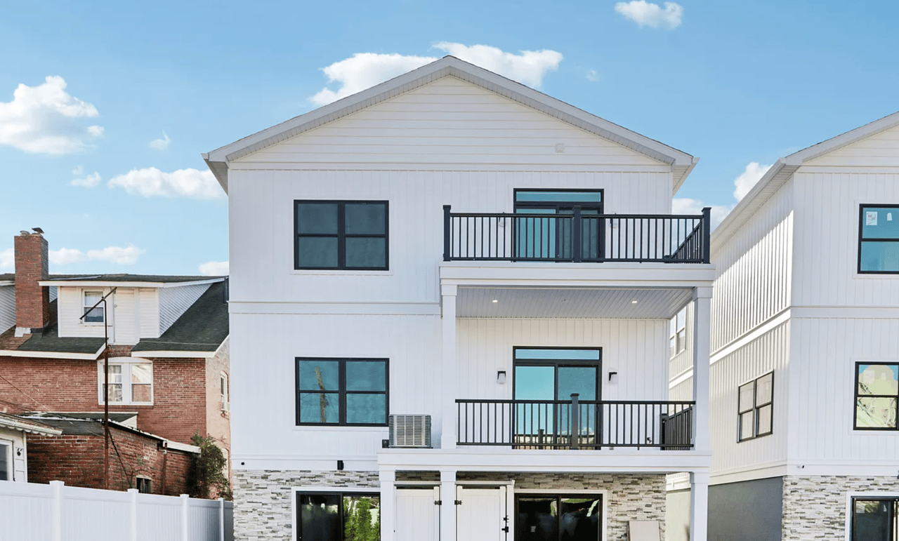 39 S Annapolis Ave #A