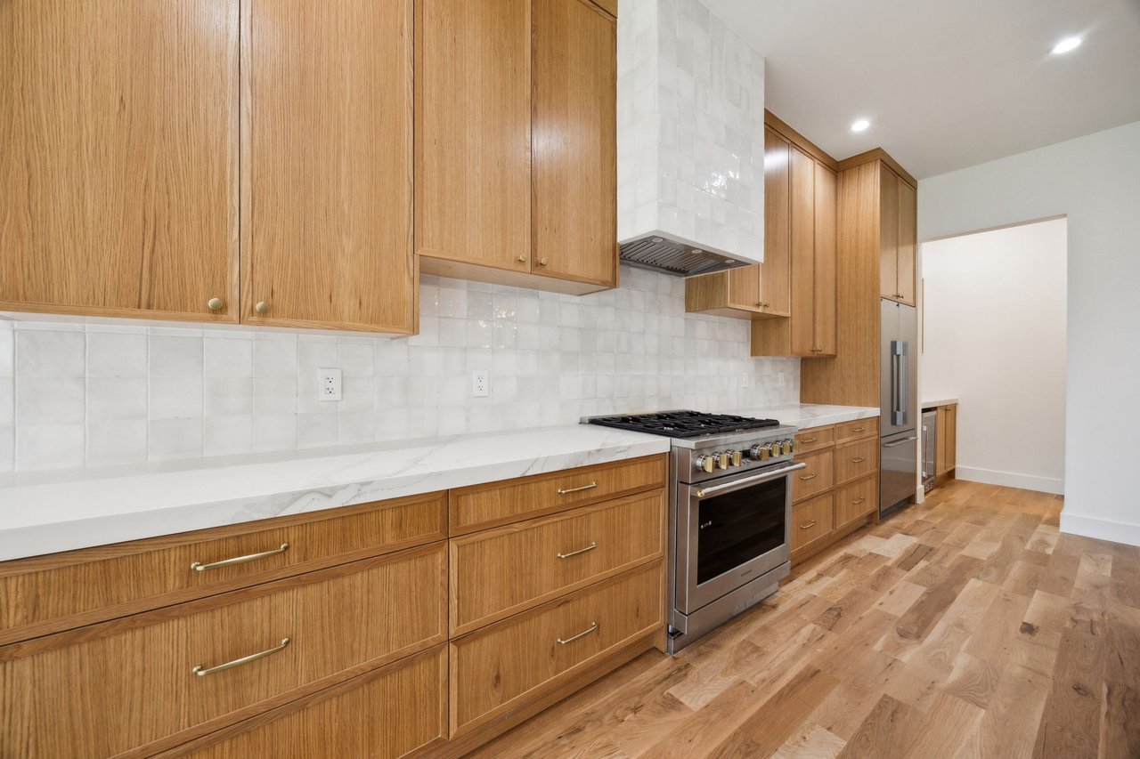 8643 San Leandro Drive