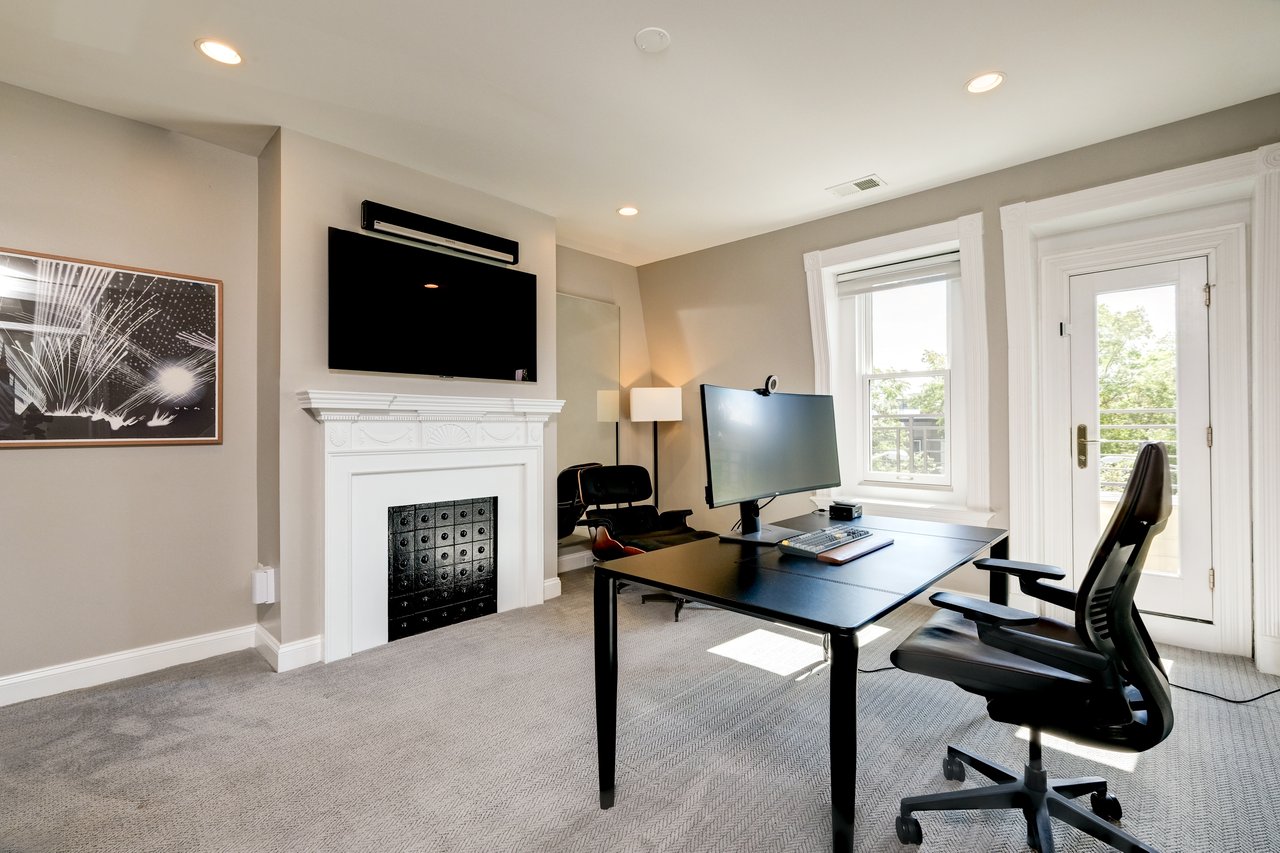 Luxury Dupont Circle Rental Listing