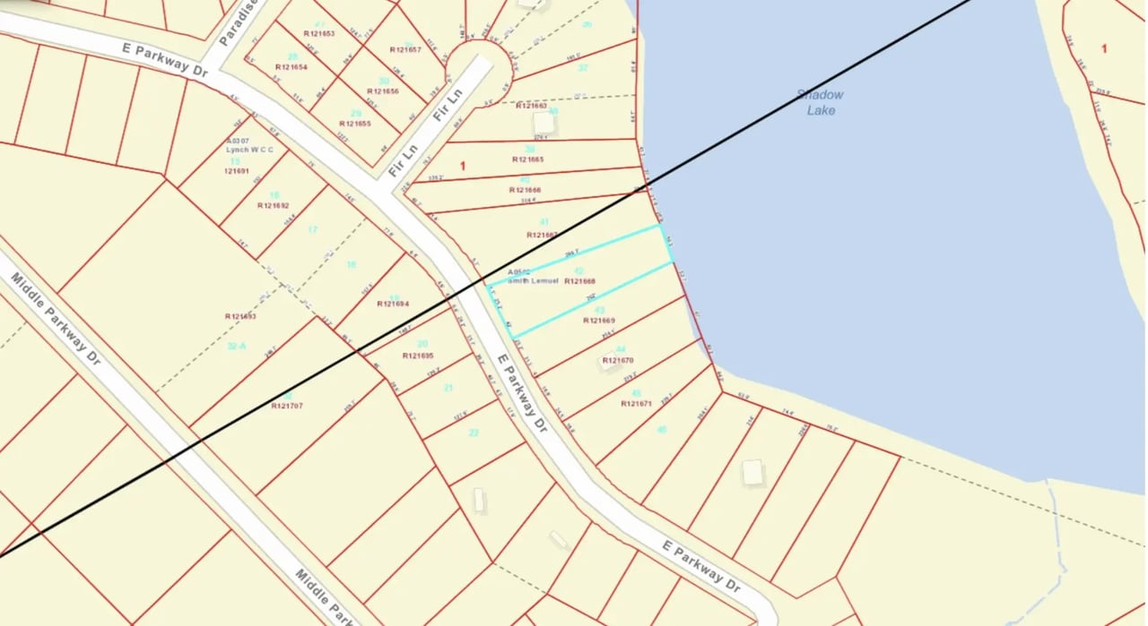 Lot 42 E Parkway Dr