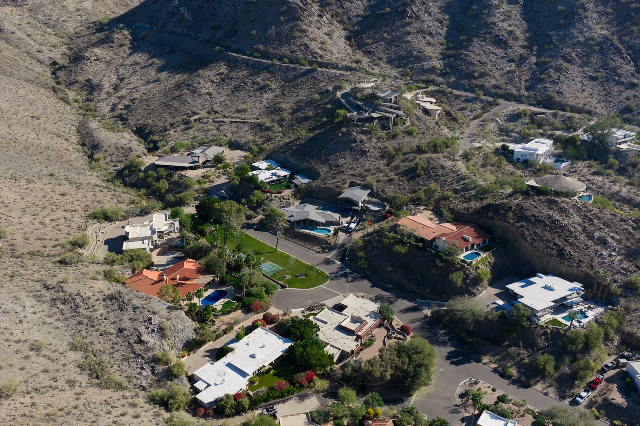 3500 E LINCOLN DR #26